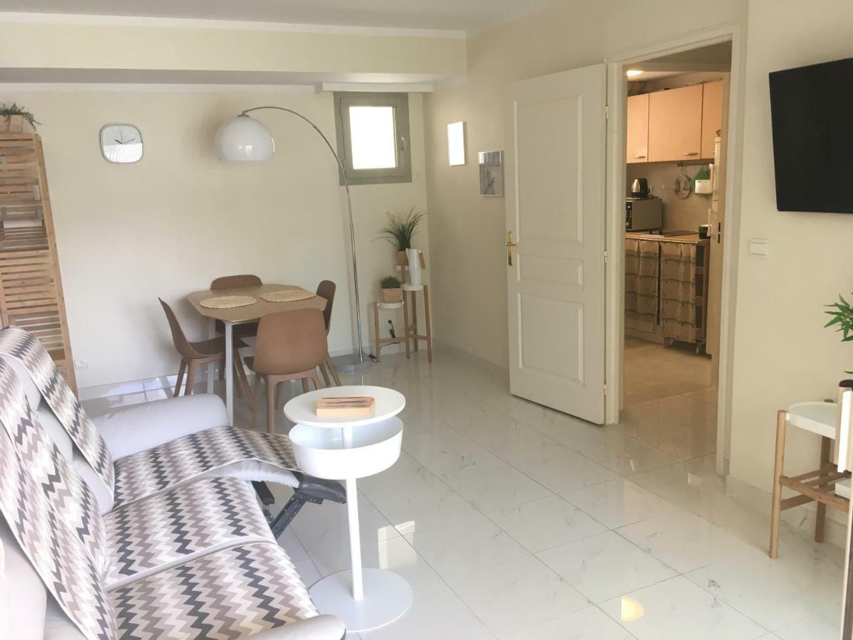 Quiet Flat Next To The Beach Nisa Exterior foto